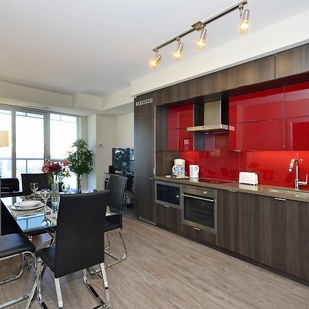 Atlas Suites - Cn Tower & Convention Centre Торонто Стая снимка