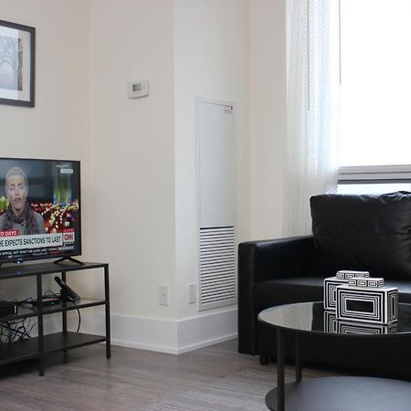 Atlas Suites - Cn Tower & Convention Centre Торонто Екстериор снимка